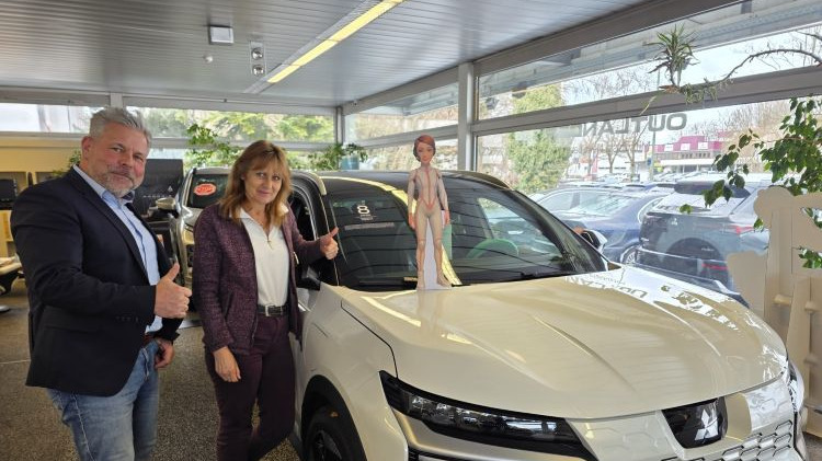 Bild zu Begrüßen Sie mit uns Carla